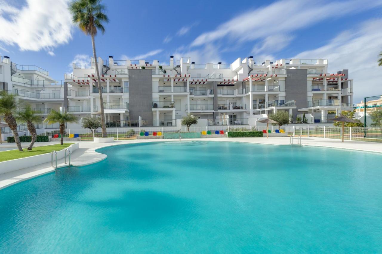 Sun And Sea Denia Las Marinas Beach Exterior photo